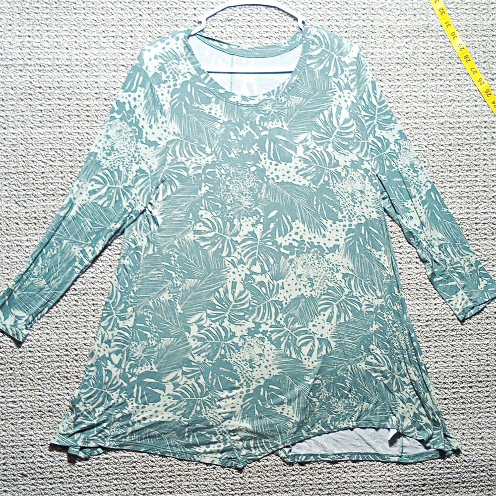 New Directions Women's Green Floral Knit Tunic K5 Round Neck 3/4 Sleeve Size L.